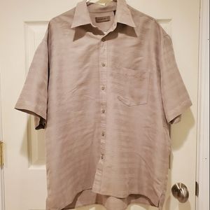Men's Short-Sleeve Button Down Shirt